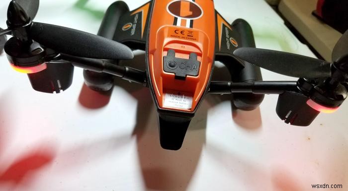 WLtoys Q353 Triphibian Quadcopter - Đánh giá và tặng 