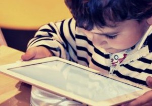 Mẹo hữu ích giúp YouTube an toàn hơn cho con bạn 