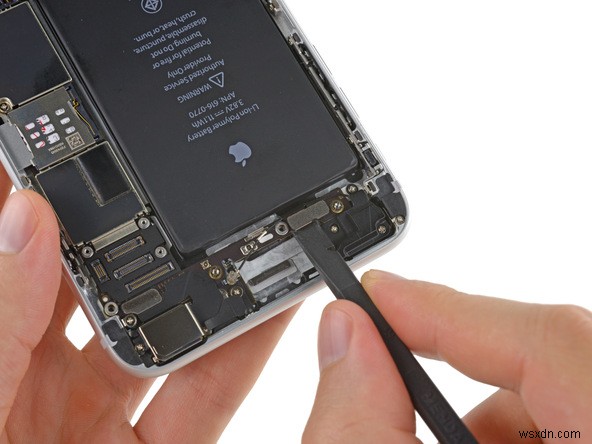 Cách thực hiện:Thay thế ăng-ten WiFi 5 GHz cho iPhone 6 Plus 