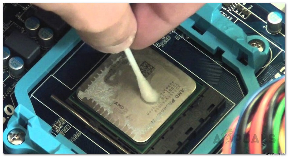 Làm thế nào để loại bỏ Dán nhiệt của CPU hoặc GPU của bạn? 