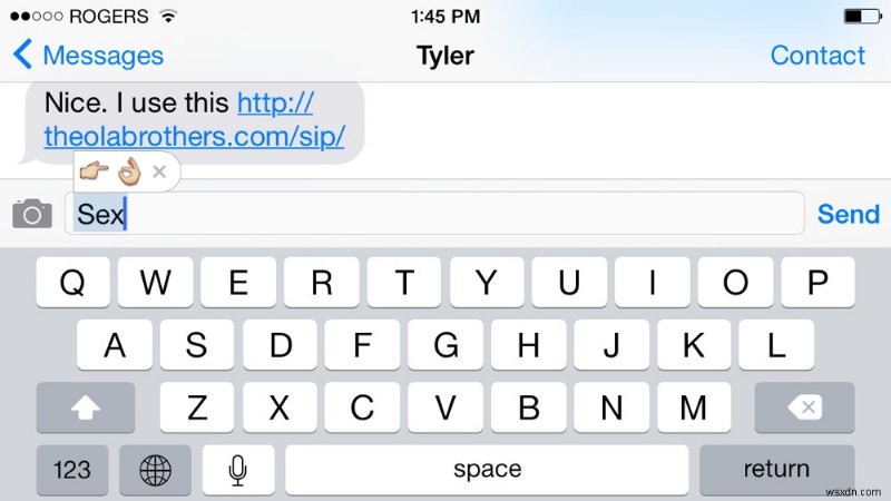 Bạn có thể tự động thay thế các từ đã nhập bằng biểu tượng cảm xúc trong iOS