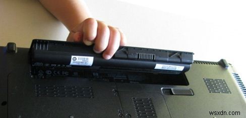 7 cách khắc phục pin máy tính xách tay cắm vào không sạc