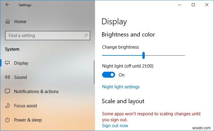 Bật hoặc tắt Chế độ ánh sáng ban đêm trong Windows 10 