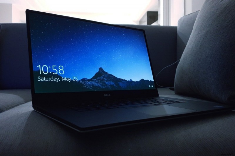 Cách tải xuống chủ đề cho Windows 10