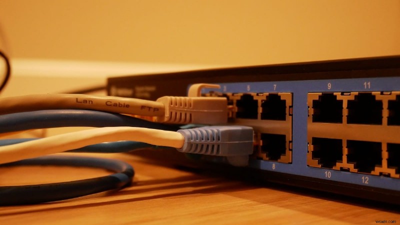 Khắc phục cáp Ethernet không được cắm đúng cách 