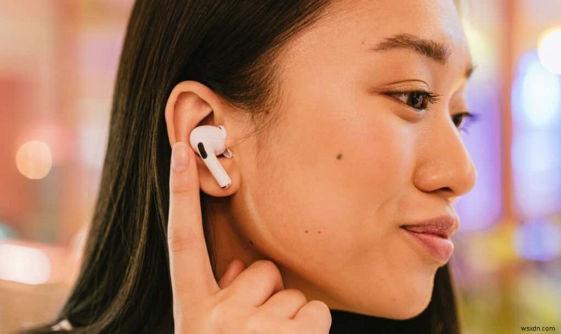 Cách sử dụng tính năng Tăng cường cuộc trò chuyện trên AirPods Pro