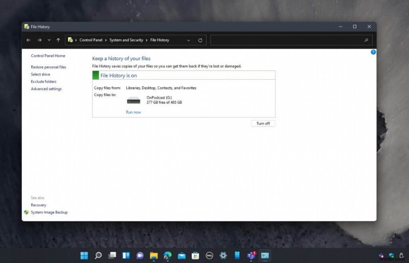 Cách sao lưu tệp của bạn trong Windows 11 và hạ cấp trở lại Windows 10