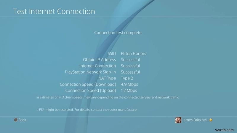 Đi du lịch và muốn chơi trực tuyến? Kết nối PlayStation 4 của bạn với Wi-Fi của khách sạn