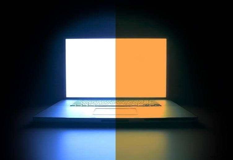 Dành quá nhiều thời gian cho máy tính làm bạn căng mắt? Bộ lọc ánh sáng xanh có thể hữu ích!