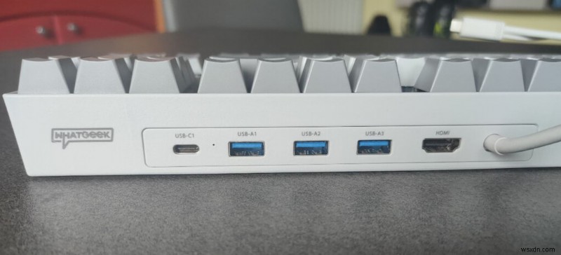 Đánh giá bàn phím cơ WhatGeek x 3inuS Kebohub EE01 - Thiết kế, tính năng &hiệu suất 
