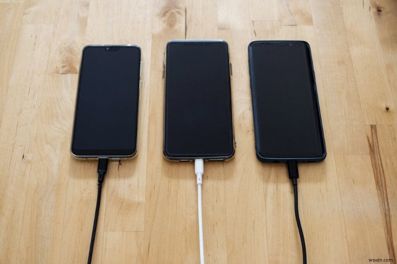 Lightning và USB‑C:Tìm hiểu sự khác biệt và cái nào tốt hơn 
