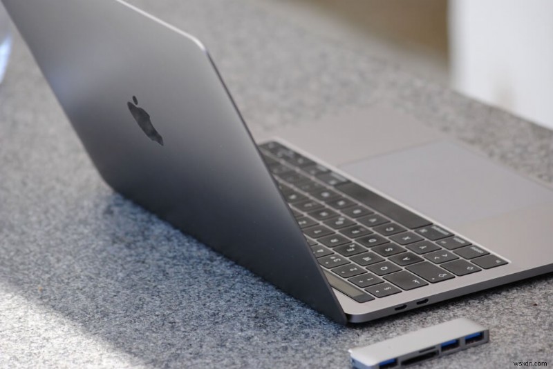 Lightning và USB‑C:Tìm hiểu sự khác biệt và cái nào tốt hơn 