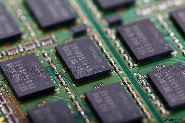 RAM nhanh hơn có đáng không? Hướng dẫn rõ ràng về hiệu suất 2400 MHz so với 3000 MHz 