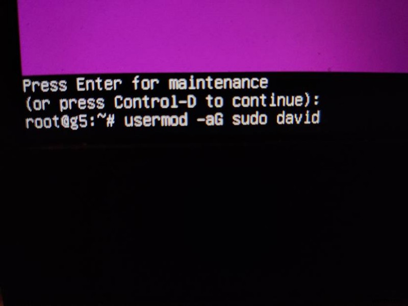 Bạn bị mất tư cách thành viên nhóm người dùng Ubuntu? Sửa nhanh để khôi phục quyền truy cập đầy đủ 