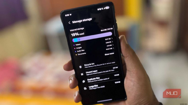 Cách tôi hồi sinh chiếc điện thoại Android 2 tuổi của mình mà không cần mua mới 