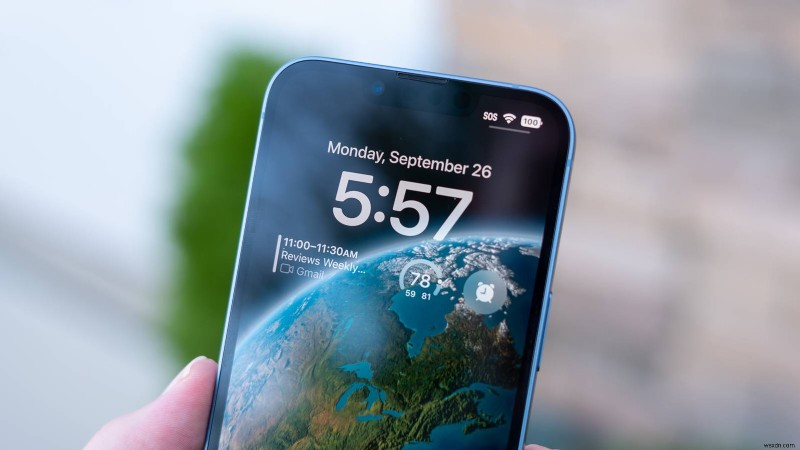 Apple trì hoãn dịch vụ SOS vệ tinh trả phí, giữ tin nhắn khẩn cấp miễn phí 