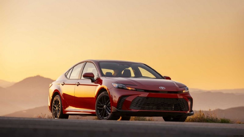 SUV Subaru vượt trội hơn Toyota Camry về tổng chi phí sở hữu 
