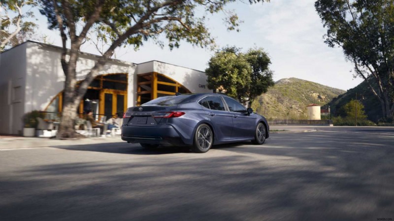 SUV Subaru vượt trội hơn Toyota Camry về tổng chi phí sở hữu 