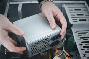 Bo mạch chủ có thể làm hỏng PSU không? Thông tin chi tiết của chuyên gia &Lời khuyên quan trọng (2022) 