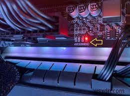 Đèn LED bo mạch chủ vẫn sáng? Ý nghĩa và cách phản hồi 
