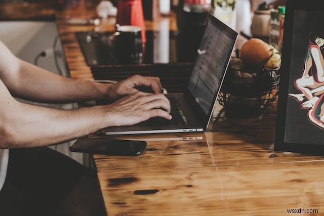 MacBook Pro vs Air:Tại sao Pro đánh bại Air về sức mạnh và hiệu suất 