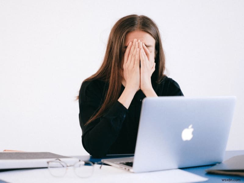 Thay pin máy tính xách tay:Phân tích chi phí &Lời khuyên của chuyên gia 