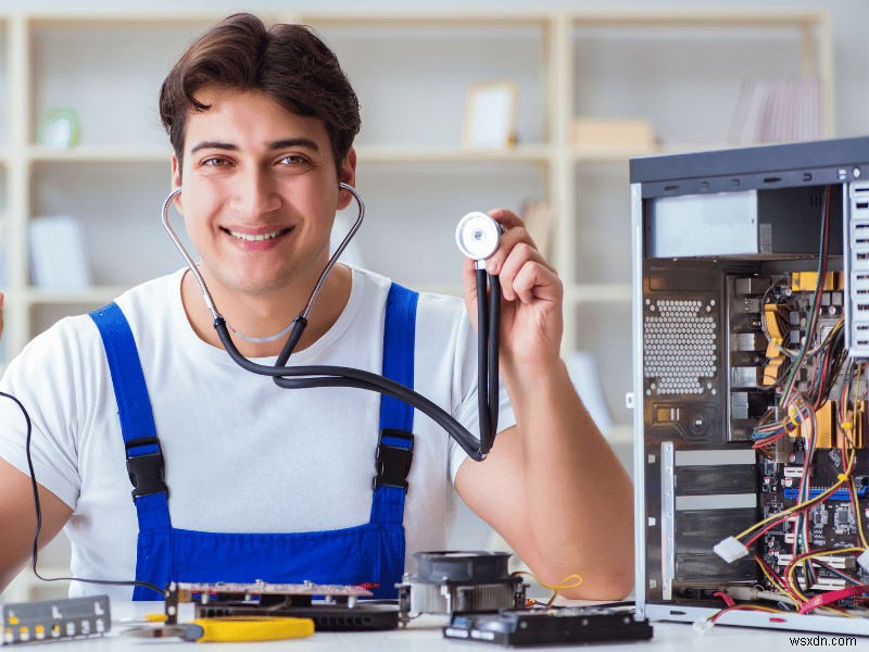 Loại bỏ tiếng ồn và bụi tích tụ của quạt PC:Cách khắc phục từng bước 