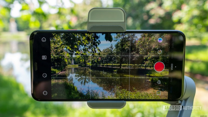 Biến điện thoại cũ của bạn thành một chiếc camera hành trình đáng tin cậy – Hướng dẫn dễ dàng 