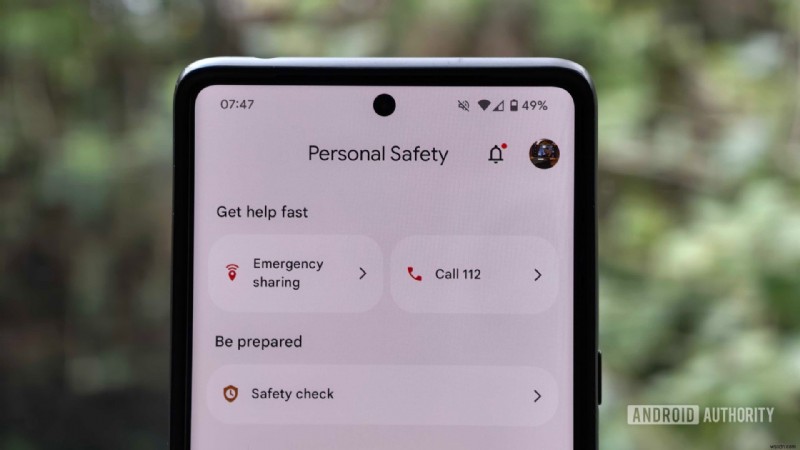 Cách sử dụng các tính năng vệ tinh khẩn cấp trên Google Pixel và iPhone để giữ an toàn 