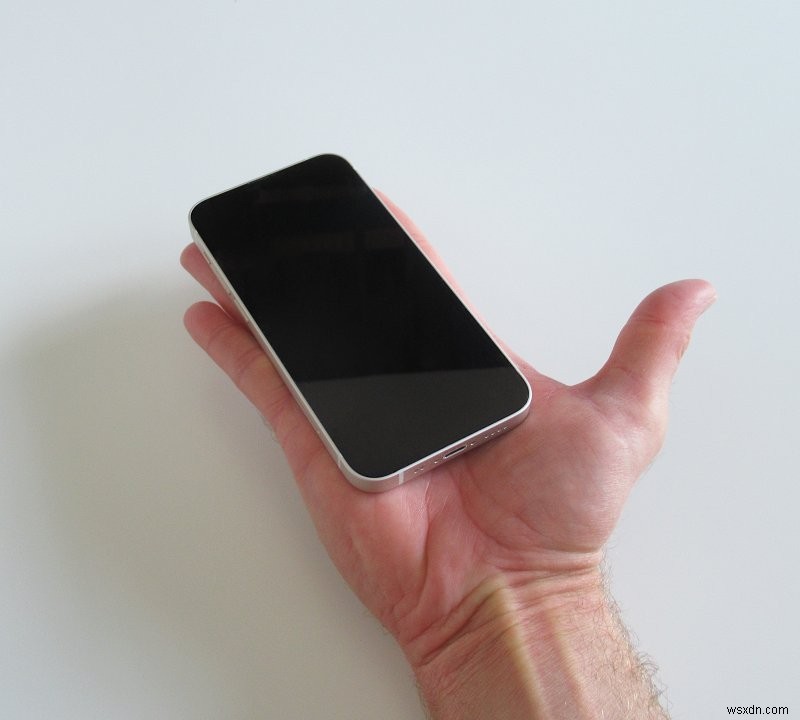 Đánh giá của chuyên gia Dedoimedo:iPhone 13 Mini – Giải thích về hiệu suất, thiết kế và giá trị 